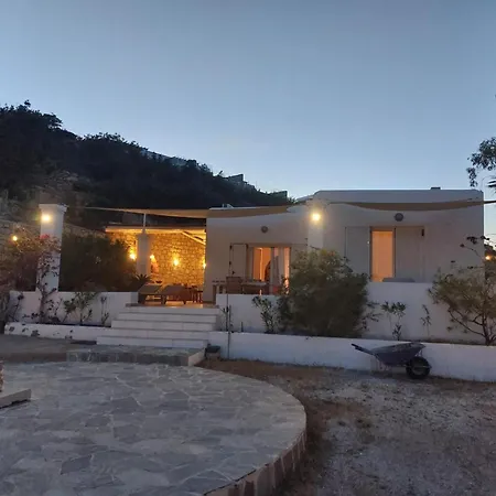 Tranquil With Sea View In Ammopi Karpathos Dom wakacyjny *