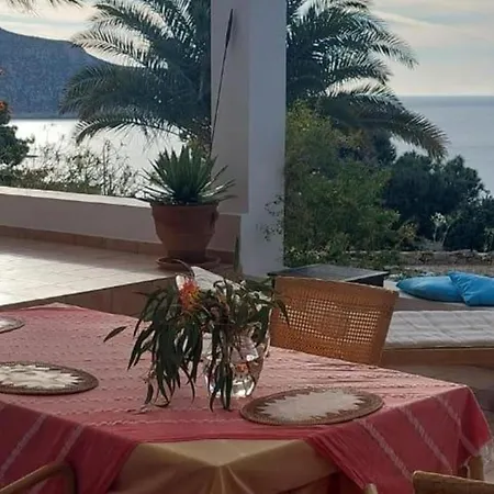 Dom wakacyjny Tranquil With Sea View In Ammopi Karpathos Amoopi